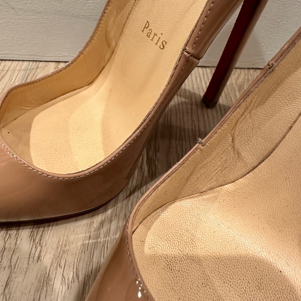 Christian Louboutin Nude Patent Leather Pointed-Toe Pumps - Picture 7 of 12